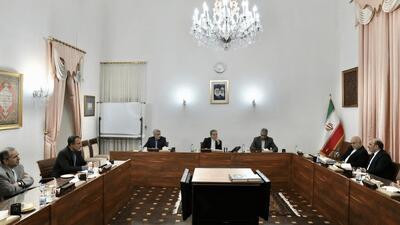 نشست سفرای ایران در ۳ کشور اروپایی با عراقچی + عکس