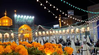 نقاره زنی شب میلاد امام حسن عسگری(ع) در حرم رضوی