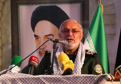 پیشکسوتان دفاع مقدس زمینه‌ساز عزت و کرامت ملت ایران شدند - تسنیم