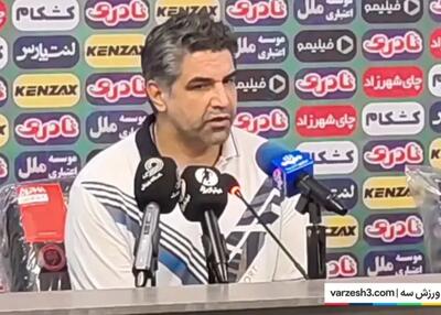 قربانی: می‌خواهیم باشکوه باشیم شماها نمی‌گذارید