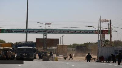 تردد ناوگان حمل و نقل در مرز دوغارون از سرگرفته می شود