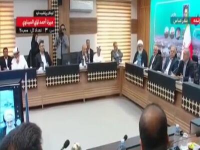 رئیس‌جمهور در بندرعباس: یک سال در دبیرستان رد اما بعد درس‌خوان شدم