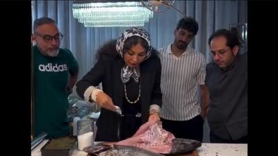 مهمانی محسن کیایی و شریفیان در خانه لاکچری حسین ماهینی (فیلم)