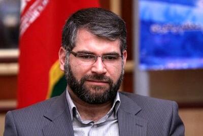 برای ثبت در تاریخ: کاغذی که جواد ساداتیان، محکوم پرونده «چای دبش» در مجلس بالای سر گرفته بود!
