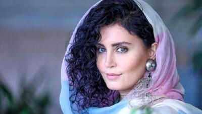 قاب روز | عکس از سلفی جدید الناز شاکردوست در حیاط خانه سینما