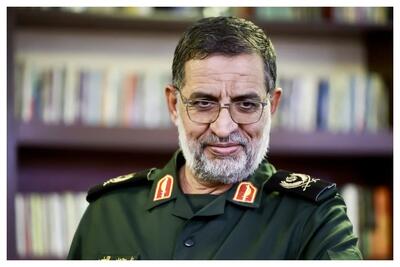 سردار نائینی: عملیات وعده صادق 2 دشمن را کاملا غافلگیر کرد/ بیش از ۸۰ درصد موشک‌ها با موفقیت اصابت کردند