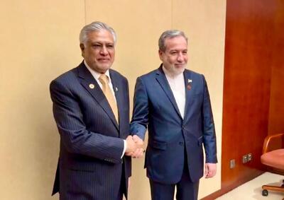 گفت‌وگوی تلفنی وزرای خارجه ایران و پاکستان/ عراقچی: قطعنامه ۲۲۳۱ باید طبق مفاد آن و متن برجام، در موعد مقرر یعنی ۲۶ مهر ۱۴۰۴، خاتمه یافته تلقی شود