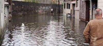 آب گرفتگی ۳۵ واحد مسکونی در بندرانزلی