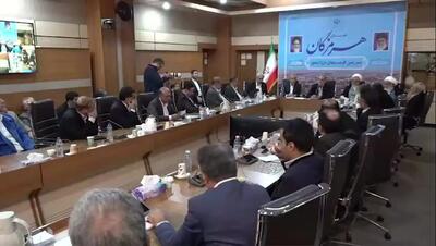 پزشکیان: چرا نباید بهتر از دبی باشیم/ با آب هرکاری که نباید را می‌کنیم