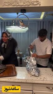 محسن کیایی، محسن شریفیان و دخترش لیانا مهمان خانه لاکچری حسین ماهینی به صرف ماهی جنوبی دستپخت خواهر ماهینی | اینو به مُرده بدی زنده میشه + فیلم