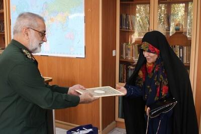 تقدیر سردار شکارچی از سحر امامی - پارس فوتبال
