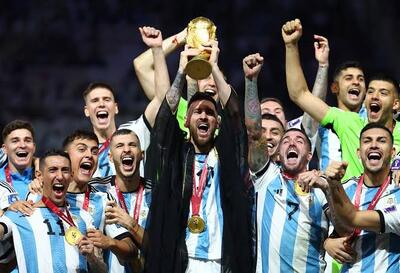طرح احتمالی پیراهن دوم تیم ملی آرژانتین در جام جهانی 2026 / عکس - پارس فوتبال