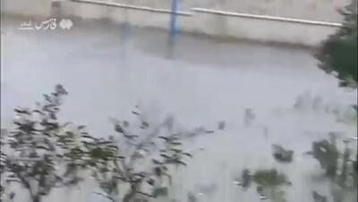  باران شدید باعث آبگرفتگی 100 خانه در انزلی شد + فیلم