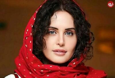 تاریخ وبگردی | تیپ و چهره جدید الناز شاکردوست و نازنین کریمی