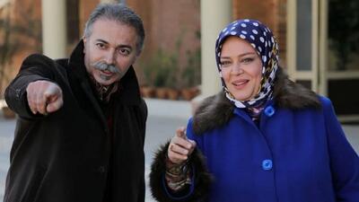 تاریخ وبگردی | عکس دیدنی افشین نخعی بازیگر نقش افشین عباسی پدرخوانده مومو سریال بچه مهندس در کانادا