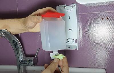 نحوه نصب جا مایع صابونی با روشی ساده؛ بهترین روش نصب جا مایع صابونی