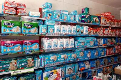 سه بار گرانی در یک یکسال؛ ردپای دلار در جهش قیمت پوشک نوزادان!