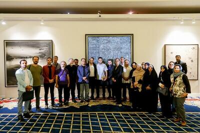 هنرمندان قمی از بیست‌وچهارمین حراج تهران بازدید کردند