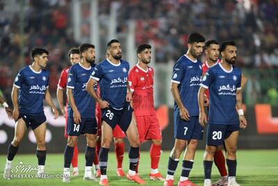 پرسپولیس ۱ - گل‌گهر ۱/ «گلات» پرسپولیس در تساوی/ صدرنشینی سیرجانی‌ها با فرار هاشمیان از شکست