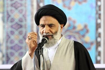 موسوی فرد: دولت و مسئولان باید شب و روز در میان مردم باشند