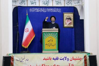 عاملی: مکانیسم ماشه کشور قدرتمندی مانند ایران را به زمین نمی‌زند
