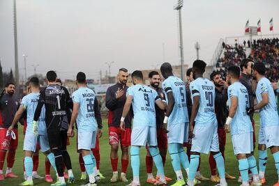 کسی می‌داند چرا دورسون از پرسپولیس رفت؟/ وحید هاشمیان مجبور است تیمش را با یک مهاجم به میدان ببرد - پارس فوتبال