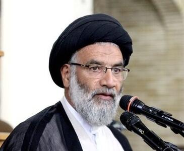 مسئولان تمام وقت خود را برای حل مشکلات اقتصادی بگذارند/وحدت و یکپارچگی مردم باعث عقب‌نشینی دشمن شده است
