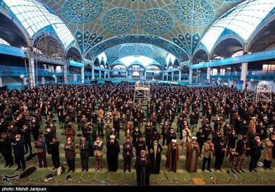 پیروی از رهبری راه برون‌رفت از مشکلات است - تسنیم