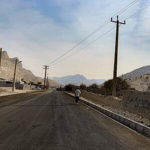 روستایی در بوشهر که هر ۱۰ روز یک‌بار طعم آب لوله‌کشی را می‌چشد!