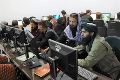 قطع اینترنت در افغانستان زنان را به قعر خاموشی برد