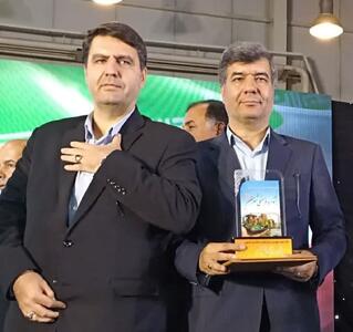 کسب جایزه ملی  شهریار  توسط شهردار آبیک 