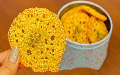 طرز تهیه سوهان توری با مواد ساده موجود در آشپزخانه / شیرینی برای چای عصرانه