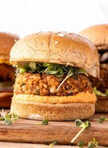 طرز تهیه برگرهای گیاهی خانگی