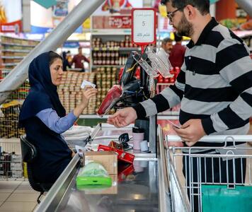 انصراف کارگران از بیمه تکمیلی به دلیل هزینه‌های سنگین/ کارگران از شهرها اخراج شده‌اند!