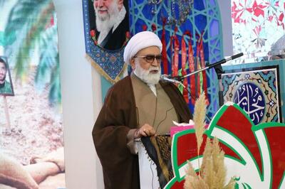 زنده نگه داشتن نام شهدا احیای آرمان‌های اسلامی است