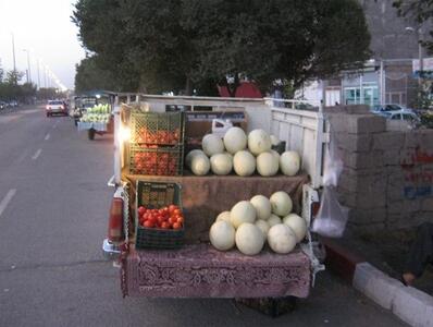 تعیین مکان مشخص برای ساماندهی وانت‌بارهای پایتخت/ تا پایان آبان ونک از بساط‌گستران پاکسازی می‌شود