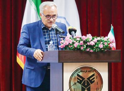 جذب دانشجویان مبتلا به اوتیسم؛ راه‌اندازی رشته مترجمی زبان اشاره