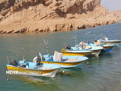 امیرحسین خوش: صیادان هرمزگانی درگیر بروکراسی و کمبود سوخت هستند