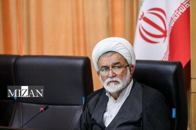 دستگاه قضا با یک برنامه‌ریزی منظم در حال حرکت به سمت جرم‌زدایی و اصلاح شخصیت مجرم است/ قوه قضاییه تلاش می‌کند تا ضمن اجرای قانون، از آسیب‌پذیری خانواده‌ها جلوگیری شود