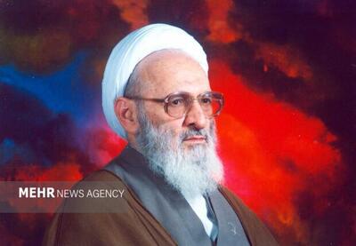 شانظری: علامه حسن‌زاده آملی الگوی نسل ما است - پارس فوتبال
