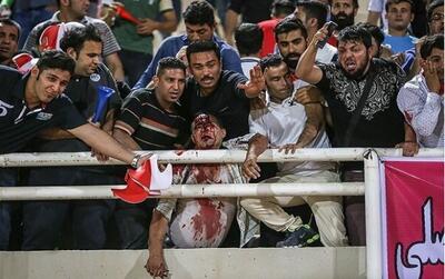 اتفاق جدید در باشگاه فرهنگی ورزشی پرسپولیس؛ هوادار زیر مشت و لگد! - پارس فوتبال