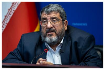 فؤاد ایزدی: روسیه ۲۶ مهر به نفع ایران سورپرایز بزرگ رو می‌کند