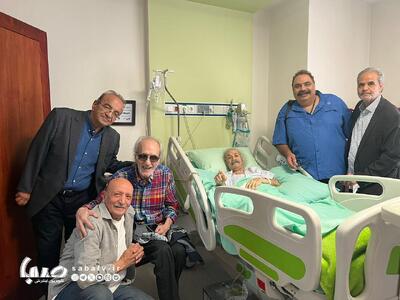 جمعی از هنرمندان به عیادت سعید پیردوست رفتند | مجموعه رسانه ای صبا