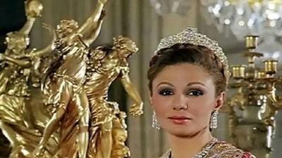خیره‌کننده‌ترین جواهرات سلطنتی فرح پهلوی و شاه