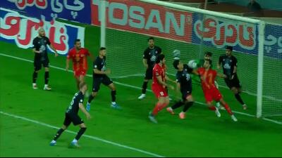 سیو بیرانوند و تیر دروازه به کمک تراکتور آمدند!