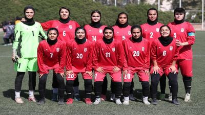 مهینی ۲۳ بازیکن را به اردو دعوت کرد