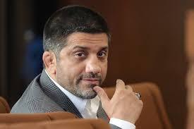 حضور مدیرعامل بانک شهر و علیرضا دبیر در مراسم تجلیل از کشتی‌گیران