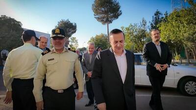 حضور استاندار قزوین در ستاد فرماندهی انتظامی استان به مناسبت هفته نیروی انتظامی