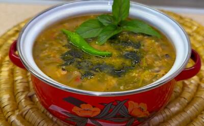 طرز تهیه آش گوجه فرنگی تبریز؛ بهترین روش تهیه آش گوجه