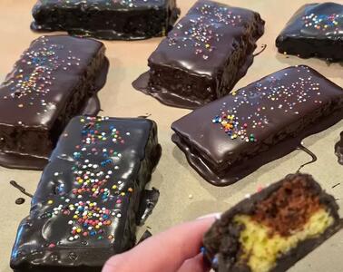 طرز تهیه کیک مرمری نوستالژیک، یک تغذیه عالی برای مدرسه !